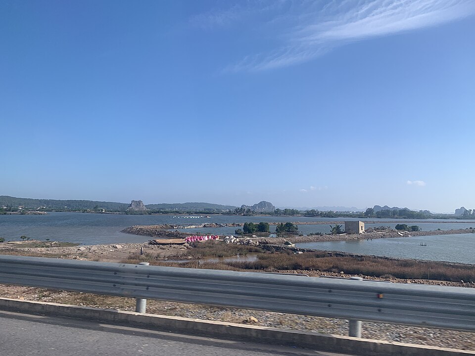 Hai Phong — manufacturer and distributor portals for local businesses