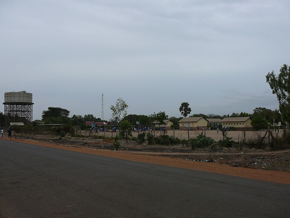 Serekunda — local market for B2B and wholesale portals