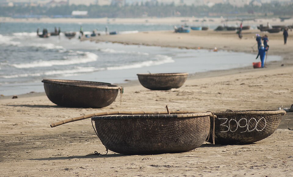 Da Nang — local market for B2B and wholesale portals