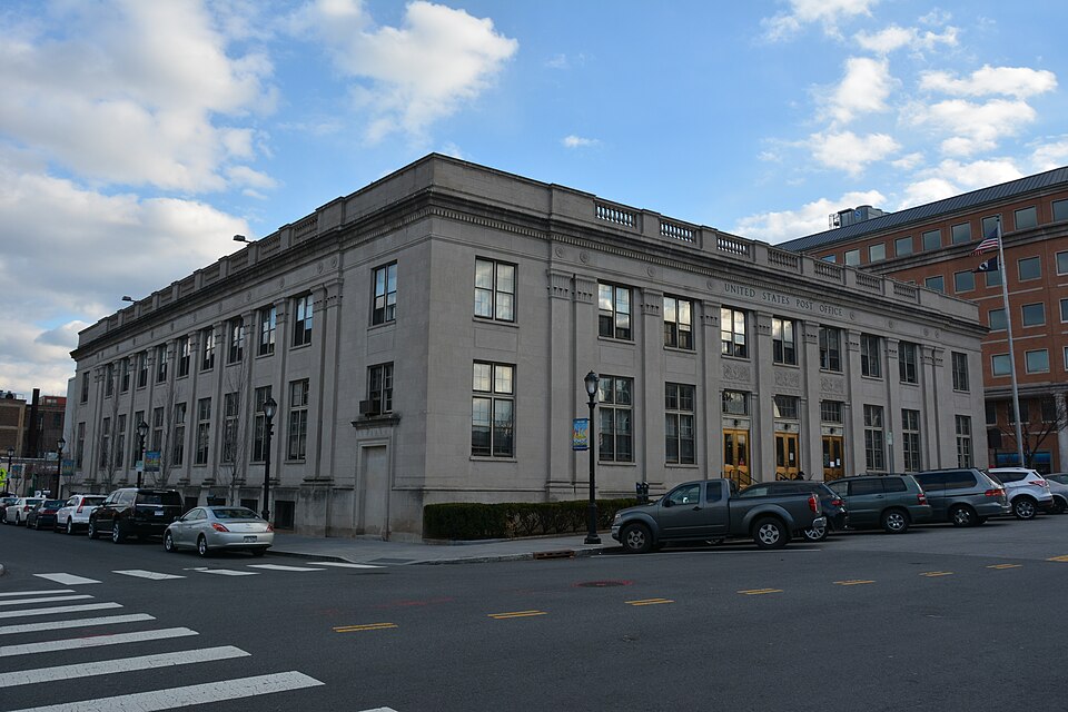 Yonkers — local market for mobile commerce apps
