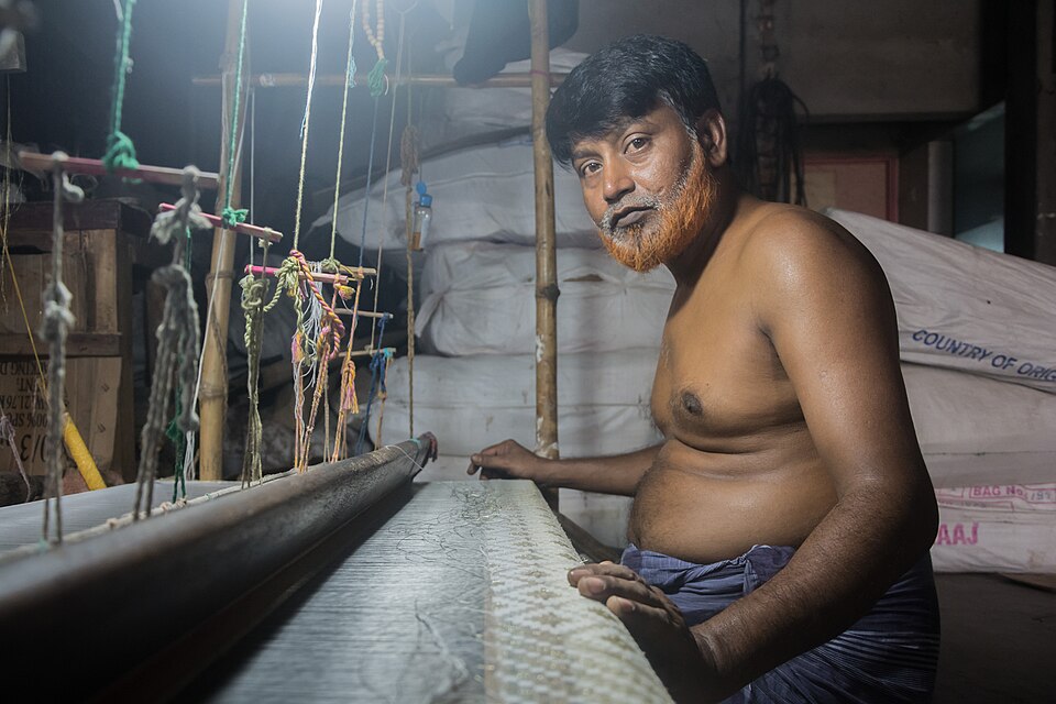 Narayanganj — international and multi-region stores for local businesses
