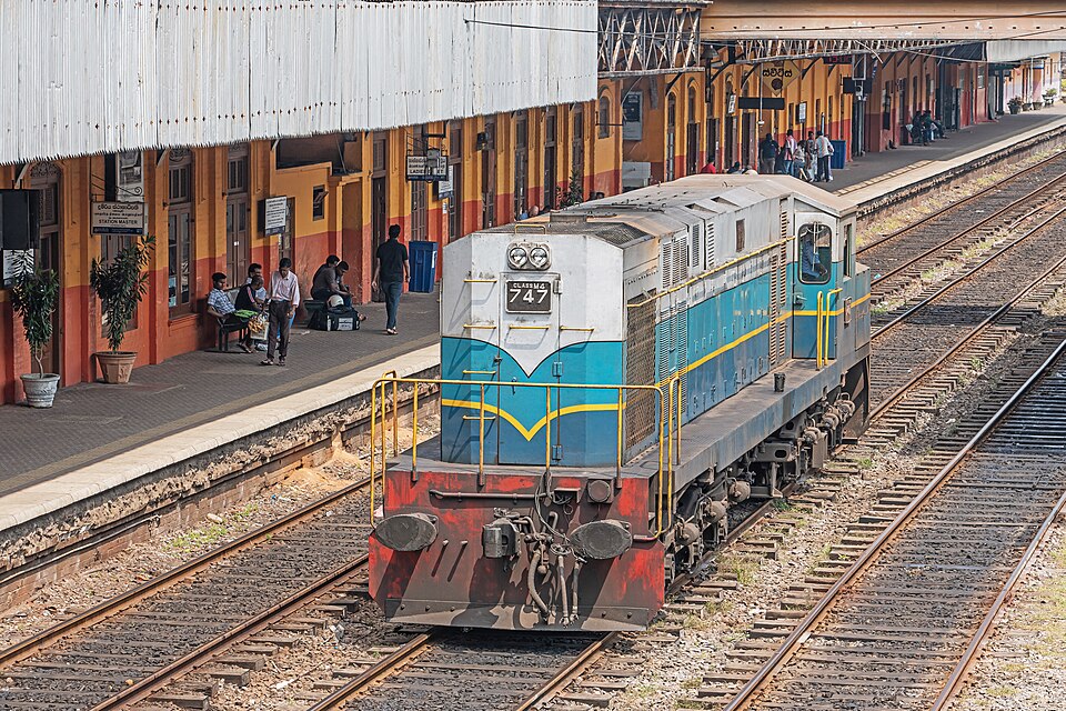 Colombo — local market for manufacturer and distributor portals