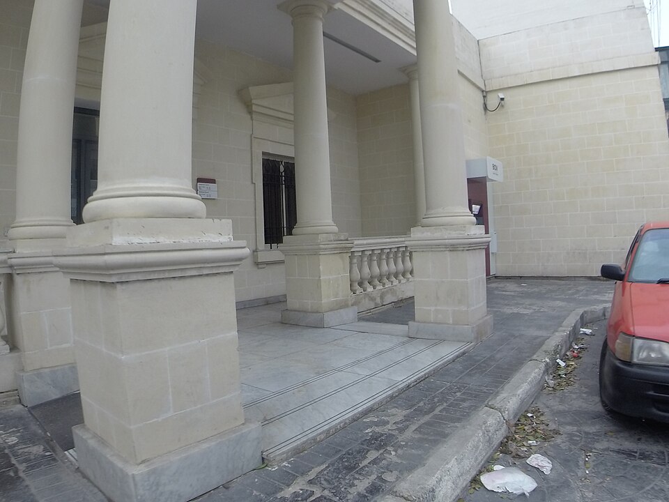 Birkirkara — local market for mobile commerce apps
