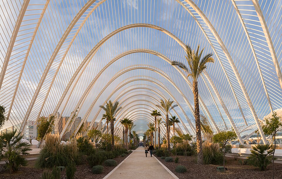 Valencia — local market for manufacturer and distributor portals