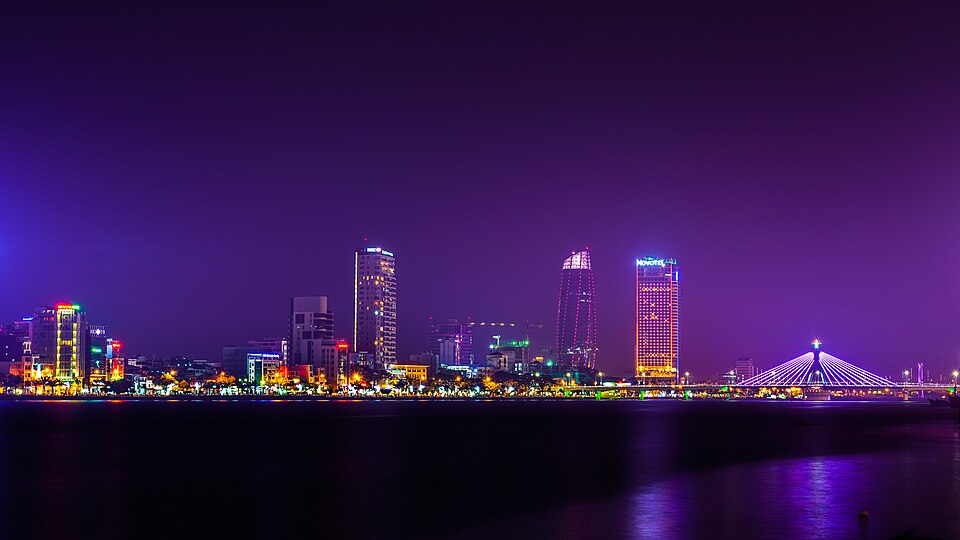 Da Nang — manufacturer and distributor portals for local businesses