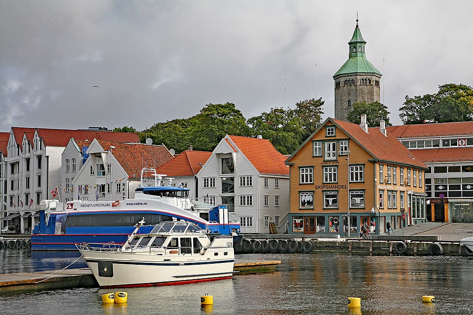 Stavanger — local market for mobile commerce apps
