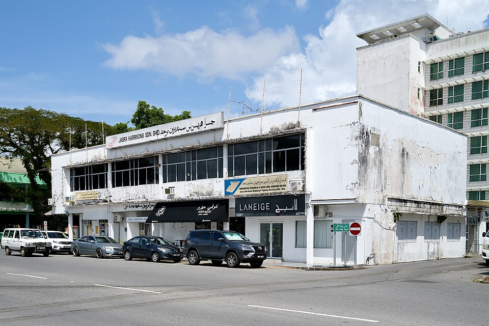 Kuala Belait — local market for subscription and membership platforms
