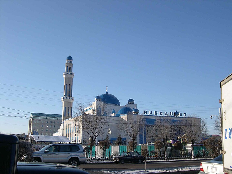 Aktobe — B2B and wholesale portals for local businesses