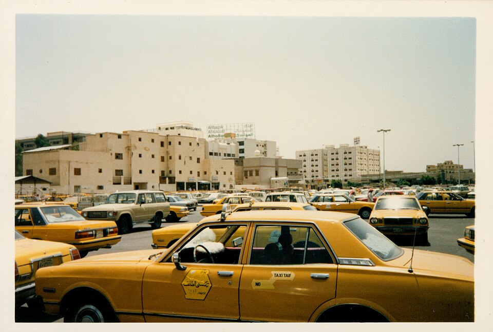 Taif — local market for manufacturer and distributor portals
