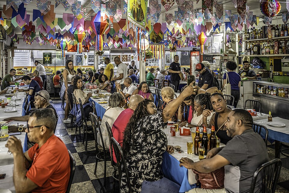 Rio de Janeiro — subscription and membership platforms for local businesses