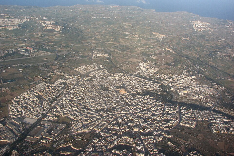 Mosta — local market for B2B and wholesale portals