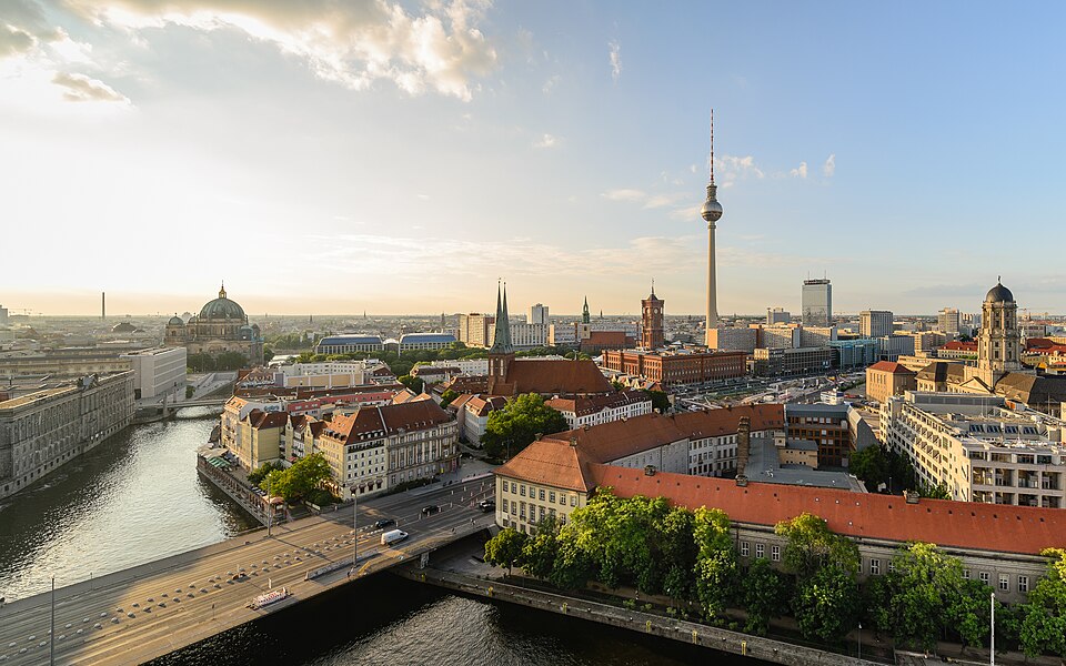 Berlin — local market for B2B and wholesale portals