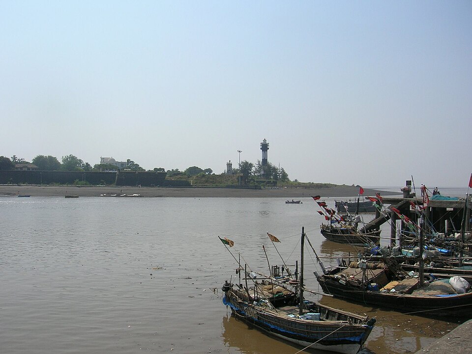 Daman — local market for manufacturer and distributor portals