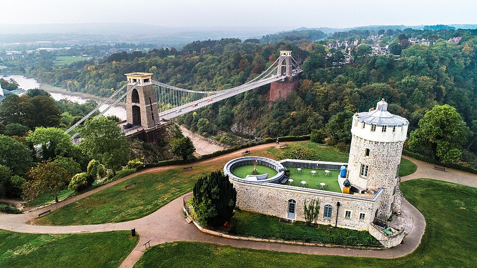 Bristol — local market for online stores