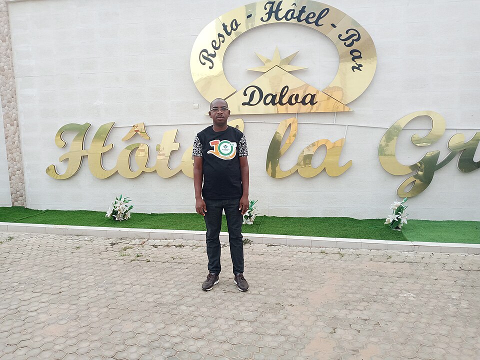 Daloa — manufacturer and distributor portals for local businesses