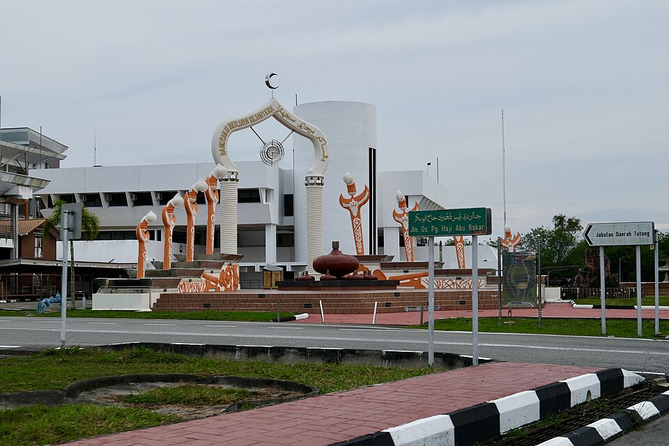 Tutong — online stores for local businesses