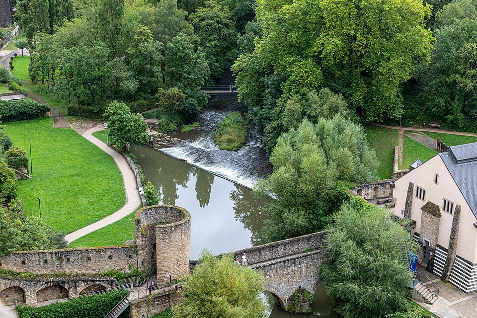 Luxembourg City — manufacturer and distributor portals for local businesses