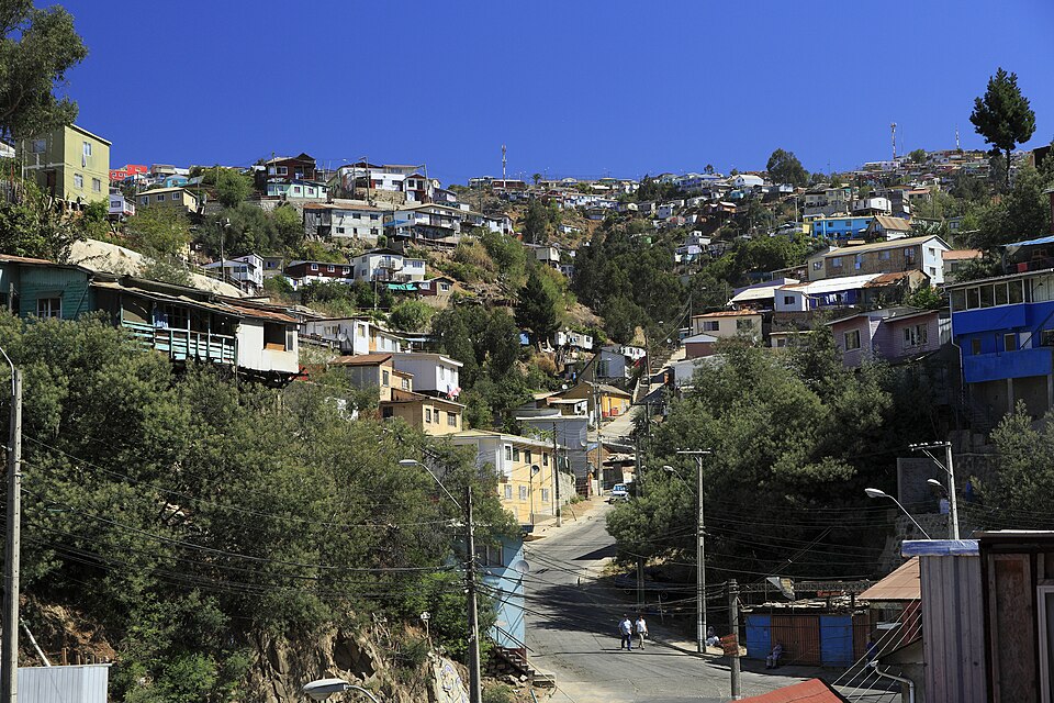 Valparaíso — manufacturer and distributor portals for local businesses