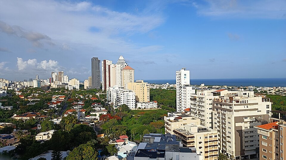 Santo Domingo — B2B and wholesale portals for local businesses