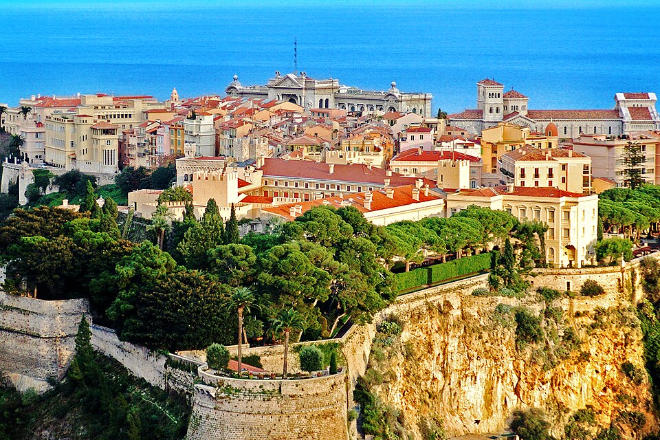 Monaco-Ville — local market for online stores