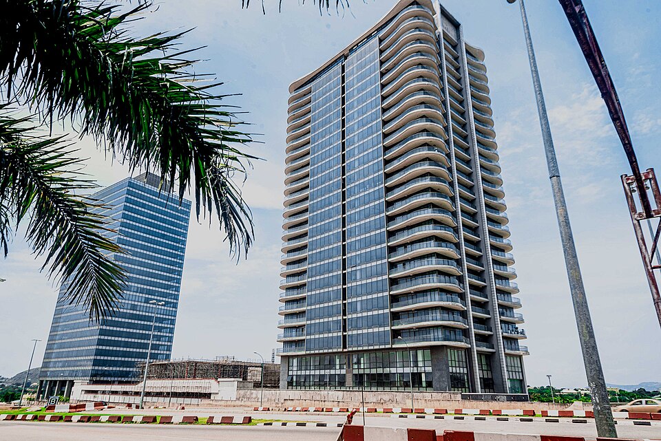 Abuja — local market for online stores