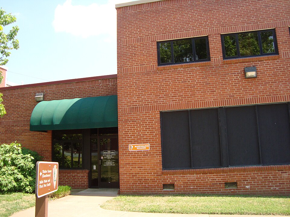 Fort Smith — local market for service booking platforms