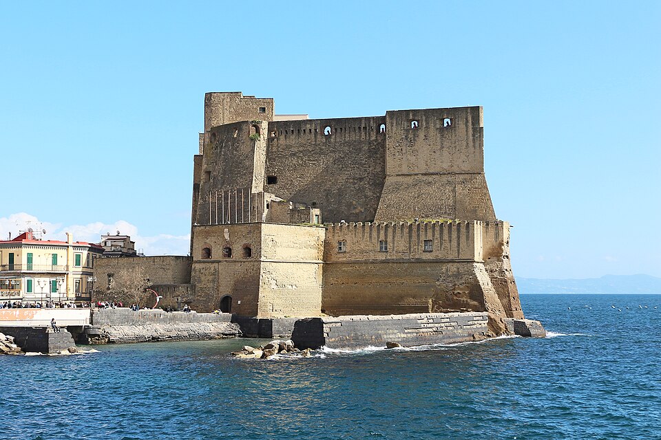 Naples — subscription and membership platforms for local businesses