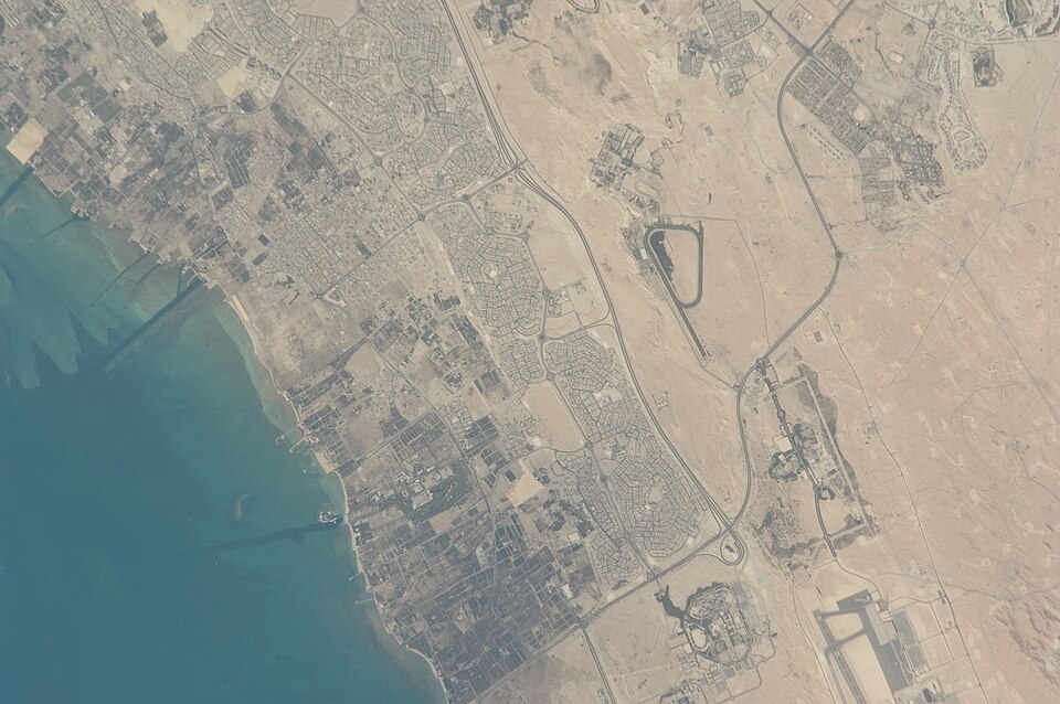 Hamad Town — local market for online stores