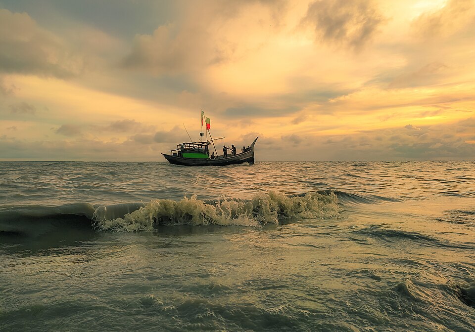 Bangladesh — multi-vendor marketplaces for local businesses
