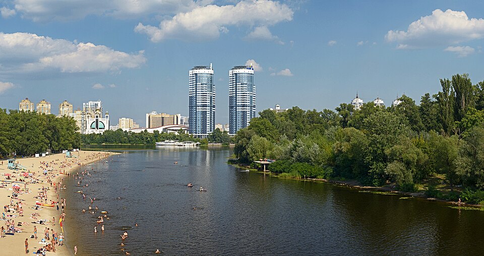 Kyiv — local market for service booking platforms