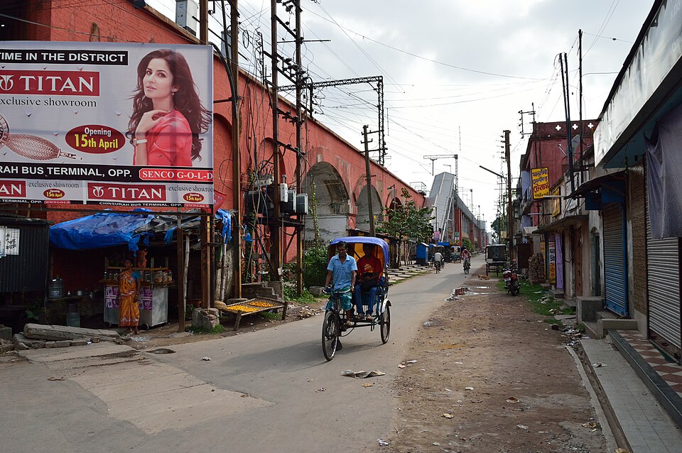 Chinsurah (Hooghly) — local market for mobile commerce apps