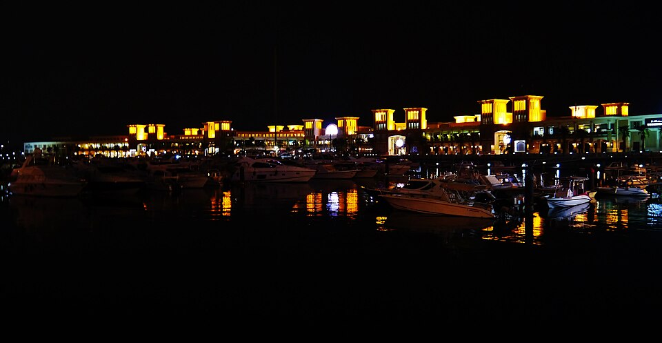 Kuwait City — international and multi-region stores for local businesses