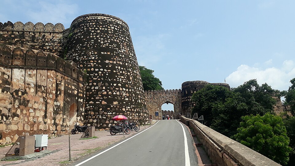 Jhansi — local market for online stores