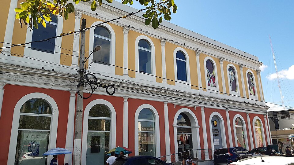 La Vega — local market for manufacturer and distributor portals