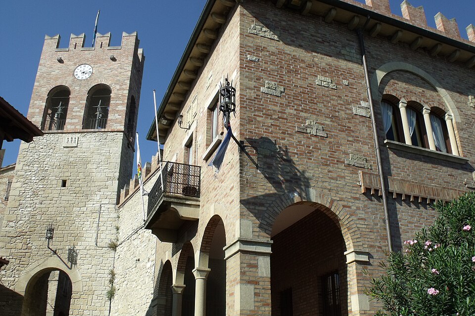 Serravalle — local market for online stores