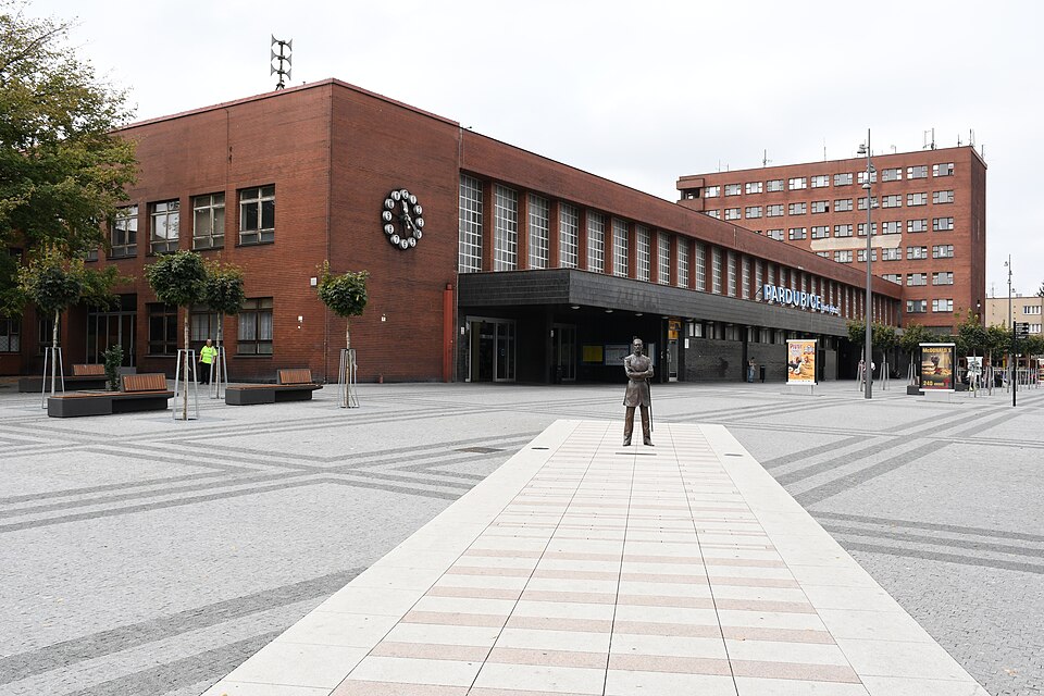 Pardubice — local market for multi-vendor marketplaces