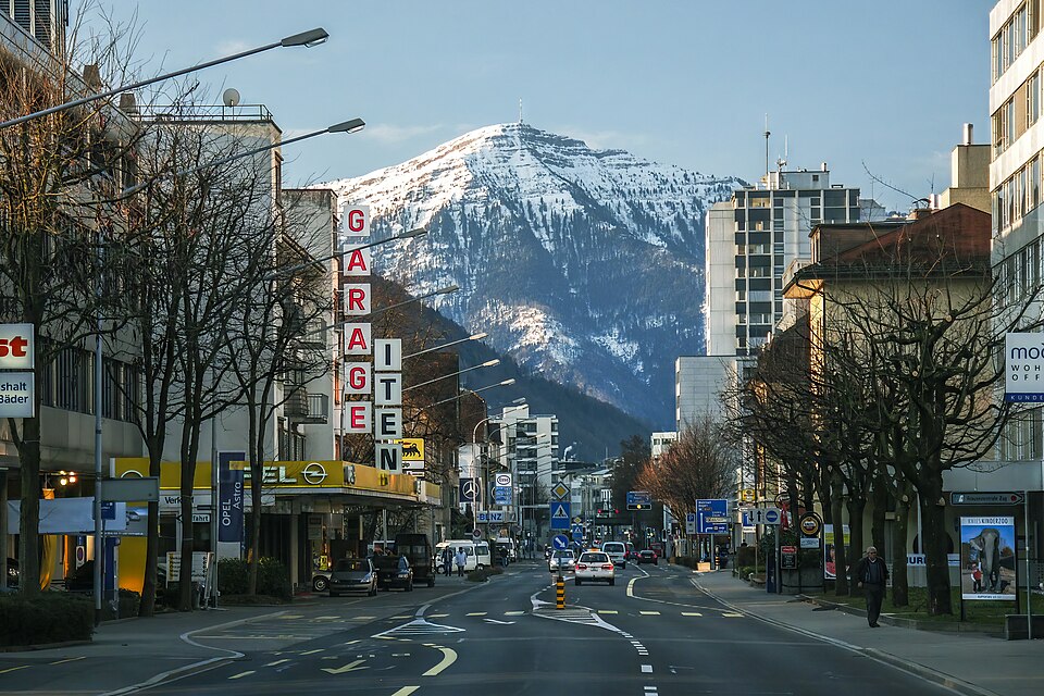 Zug — local market for service booking platforms
