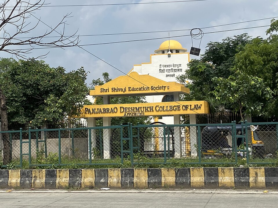 Amravati — international and multi-region stores for local businesses