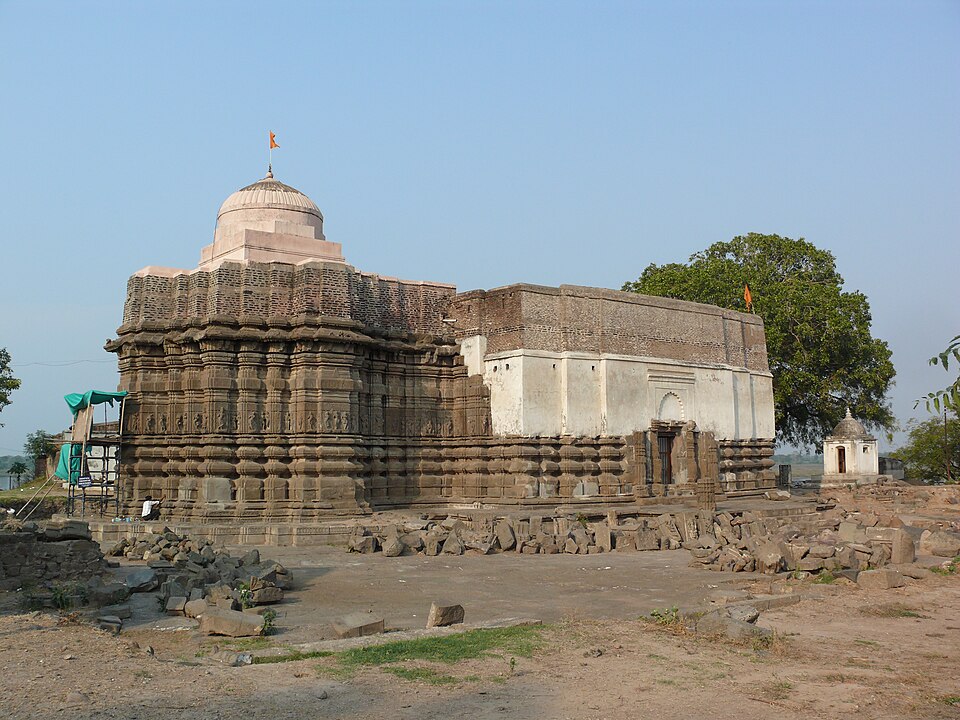 Jalgaon — manufacturer and distributor portals for local businesses
