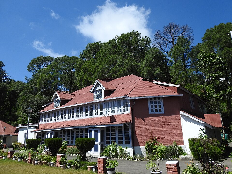 Kasauli — manufacturer and distributor portals for local businesses