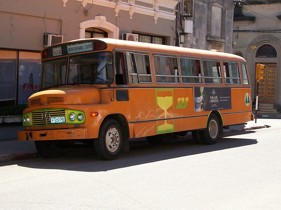 Paysandú — manufacturer and distributor portals for local businesses