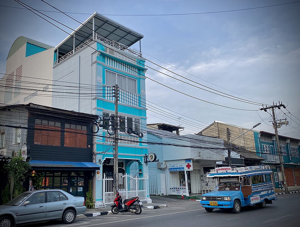 Phuket — service booking platforms for local businesses