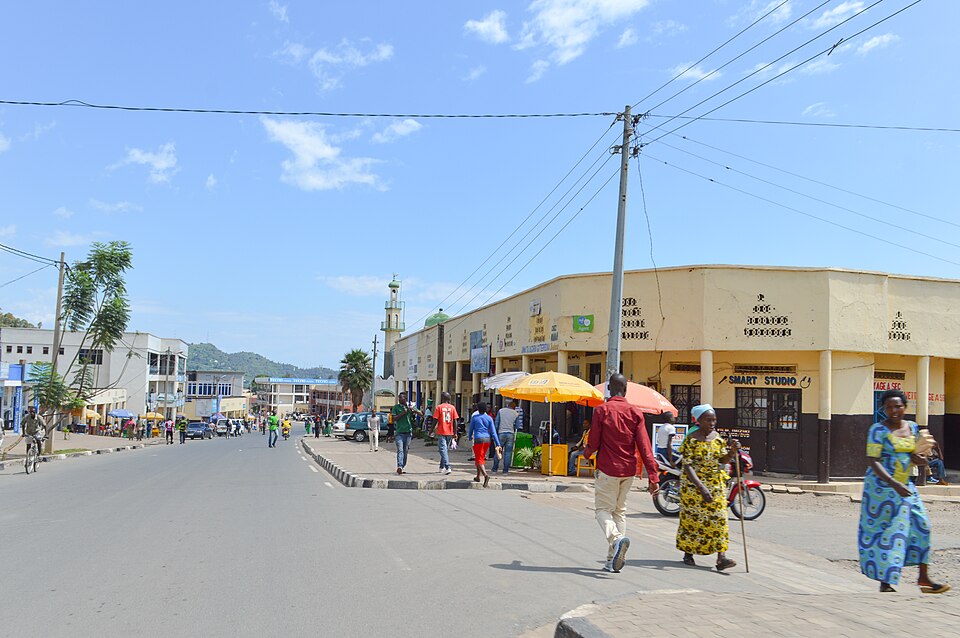 Rubavu (Gisenyi) — local market for B2B and wholesale portals