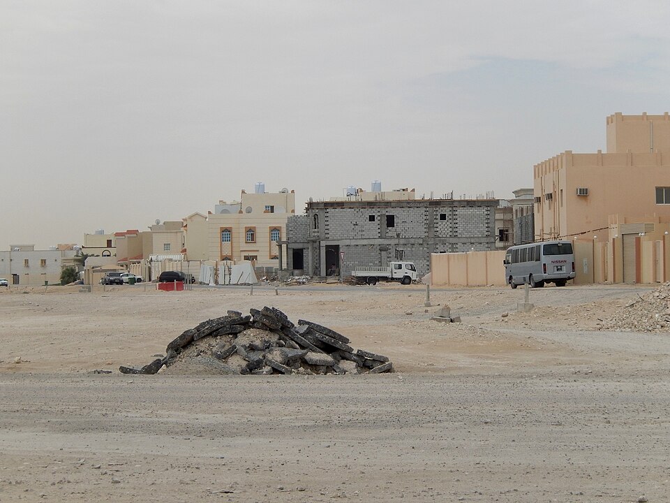 Al Khor — local market for service booking platforms