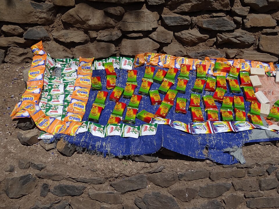 Gondar — local market for international and multi-region stores