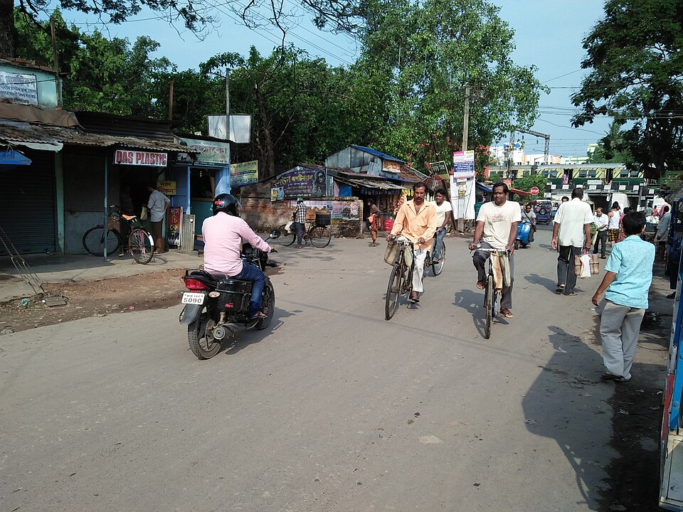 Chinsurah (Hooghly) — local market for custom e-commerce platforms
