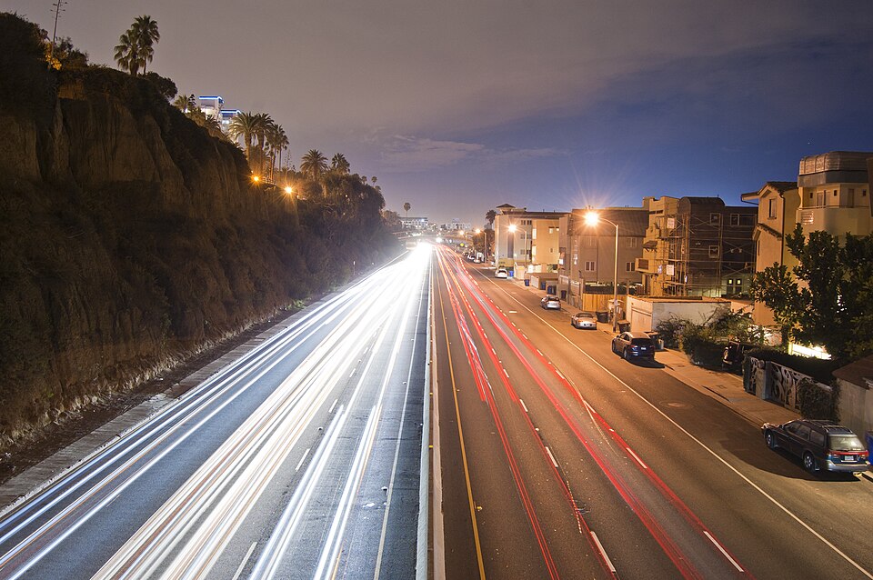 Santa Monica — local market for manufacturer and distributor portals