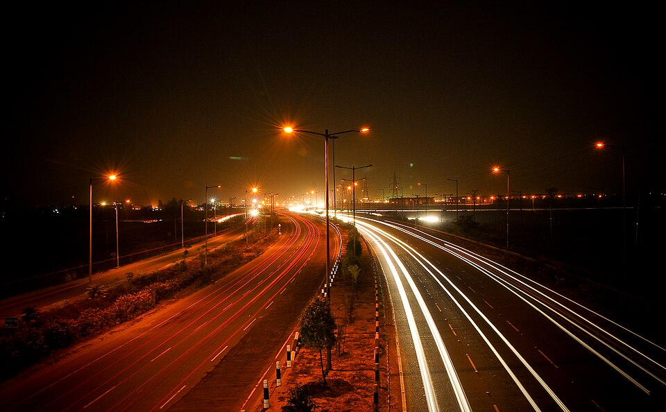 Greater Noida — local market for online stores