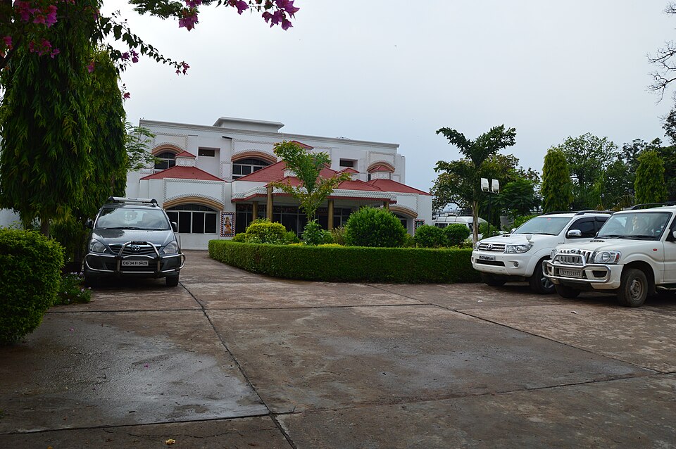 Satna — local market for international and multi-region stores
