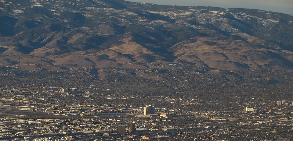 Reno — local market for mobile commerce apps